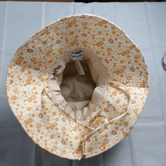 Lack of Color Holiday Bucket Hat Sunshine Bloom main image 4